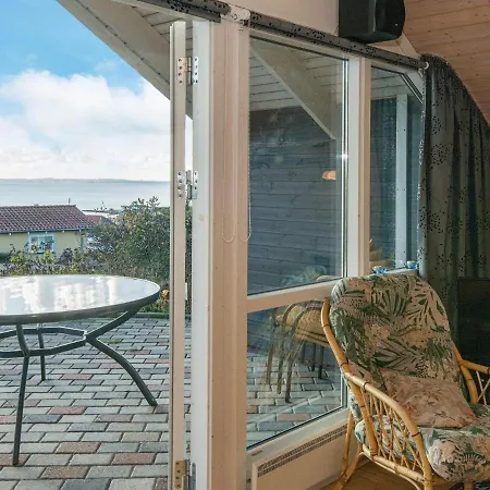 Сasa de vacaciones Four-bedroom Holiday In 16