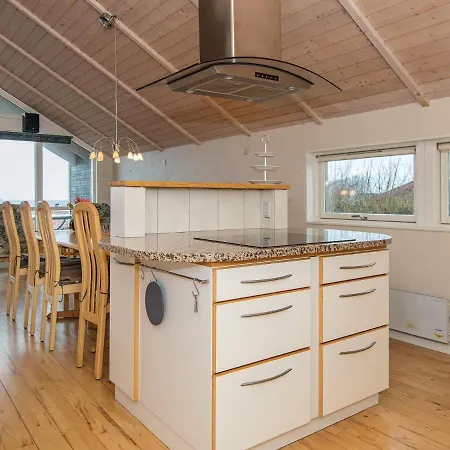 Four-bedroom Holiday In 16 Сasa de vacaciones Ebeltoft